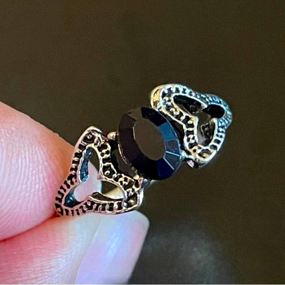 NWOT | Black Onyx | Silver Plated Vintage Ring |  Size: 6.00
